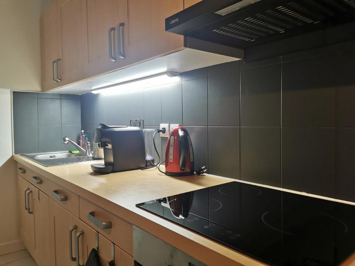 Charmant Appartement A 1 Minute Du Lac Annecy Exterior foto
