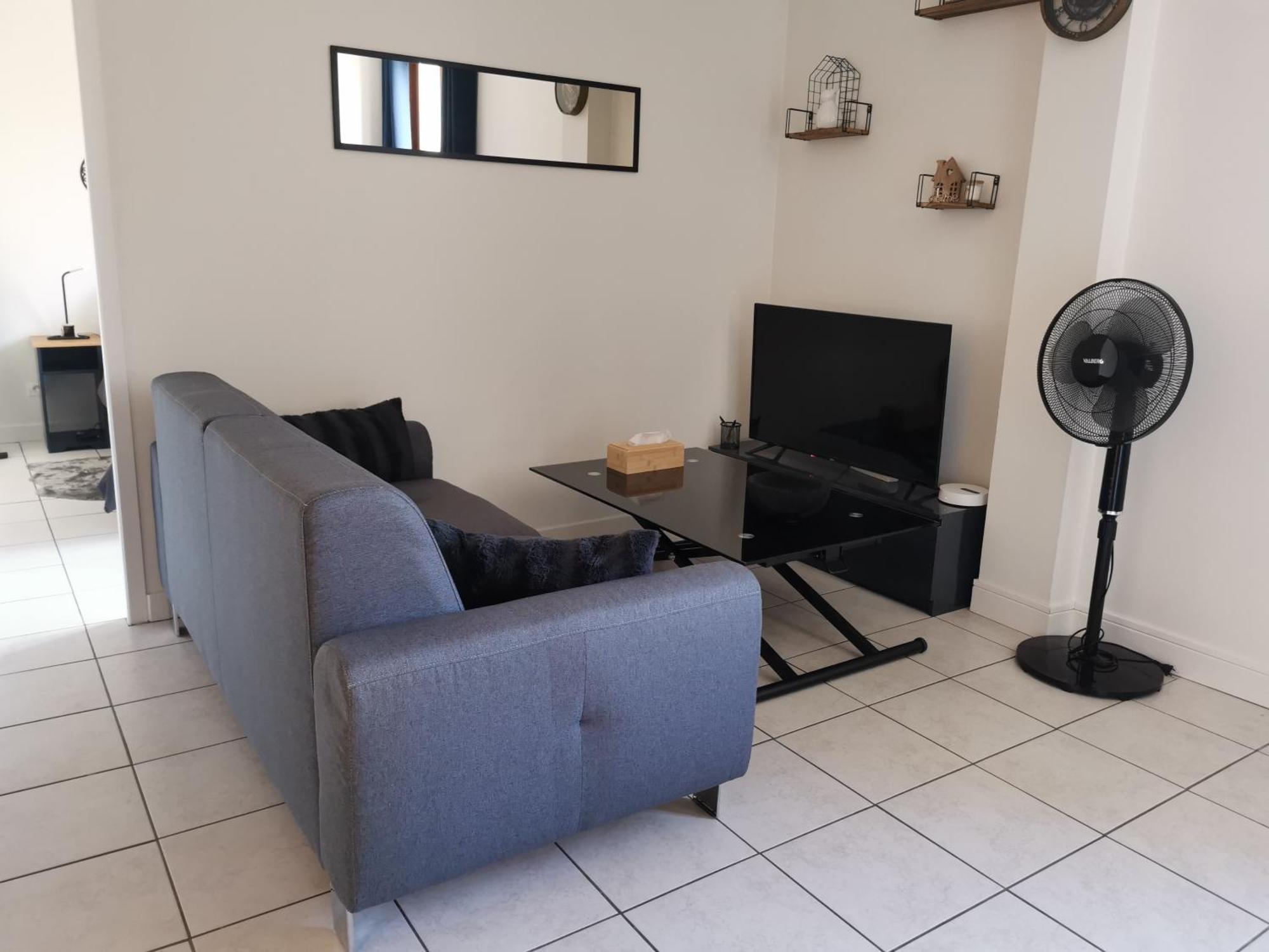 Charmant Appartement A 1 Minute Du Lac Annecy Exterior foto