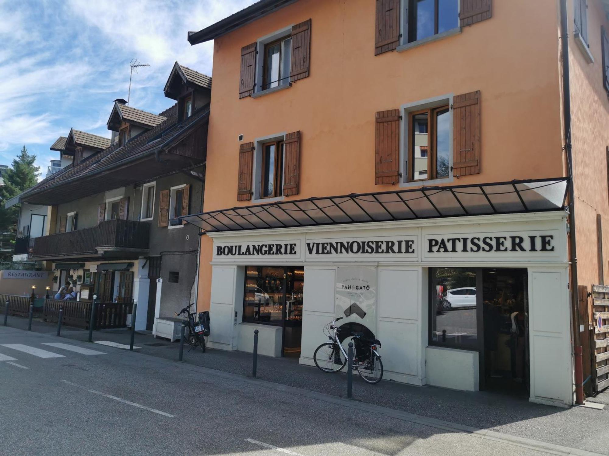 Charmant Appartement A 1 Minute Du Lac Annecy Exterior foto